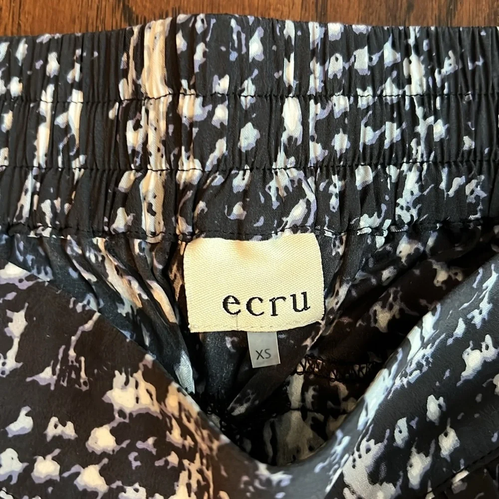 NEW- ecru silk joggers